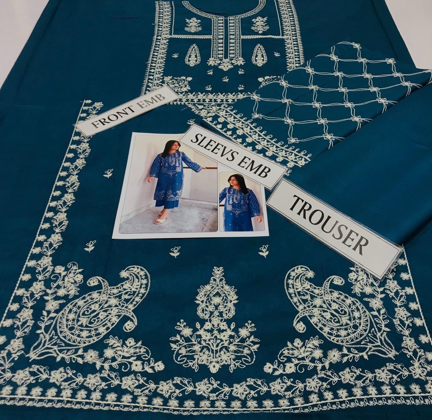UMZAY LAWN FANCY EMBROIDED 2PC